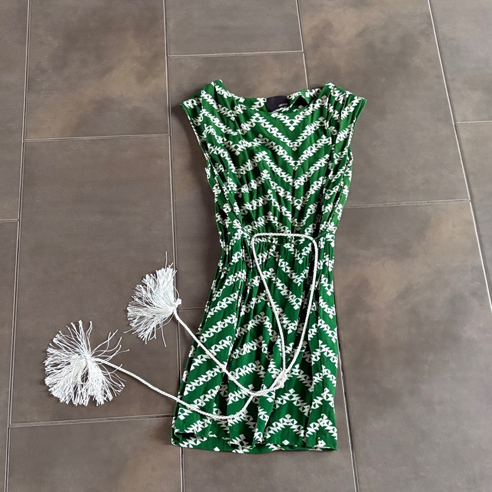 Greylin Emerald and Ivory Patterned Mini Dress
